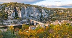 Le village de Balazuc est une véritable pépite médiévale à découvrir en Ardèche