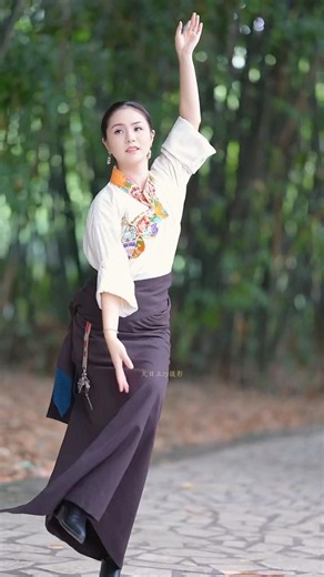 Yongji, the Tibetan dance goddess