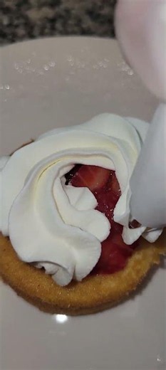 🍓 Strawberry Rosette Piping on a Dessert Cup #Shorts