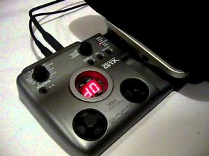 ZOOM G1X guitar multi effects pedal demo