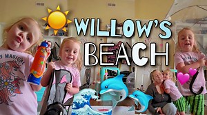 27K views · 809 reactions | Willow got a new beach bag and has to pack it! She had so much fun! Literally spent 40+ minutes setting up and rearranging her beach scene. Also, was apparently working hard for a sunscreen sponsorship.  (This was filmed 2024) | Willow’s Diner - Dart Fam | Facebook