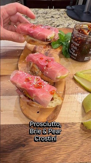 Prosciutto, Brie & Pear Crostini | Easy 10-Minute Appetizer