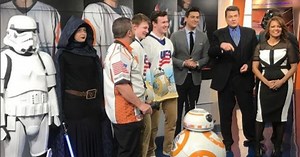 USA Hockey, BB-8 visit before Star Wars Night