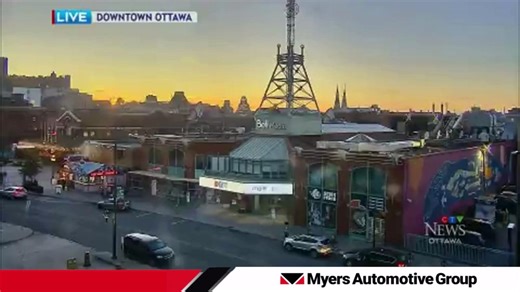 Congratulations to the "Star 6" Starlight Synchronized Skating Teams ⛸️ They were last week's Myers Team of the Week! Mike Macdonald, Sales Manager here at Barrhaven Toyota, was more than happy to present the cheque to them 殺 #MyersOttawa #WereFamily #MyersTeamOfTheWeek CTV News Ottawa TSN 1200 | Myers Barrhaven Toyota | Facebook