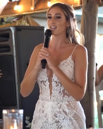 At my wedding, my biological dad stood up during the reception and said into the mic: "I'm so proud of my daughter. I dreamed of giving her a beautiful wedding – and today, I made that happen. Because that's what dads do." Everyone clapped. And I just sat there, stunned. Because here's the truth: he didn't pay for a thing. He barely even showed up – literally and figuratively. My whole life, he missed birthdays, graduations, every big moment. Posted "So proud of my girl!" on Facebook but never l