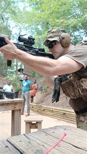 AR-15 (Tactical reloading) M4A1 SOPMPD1