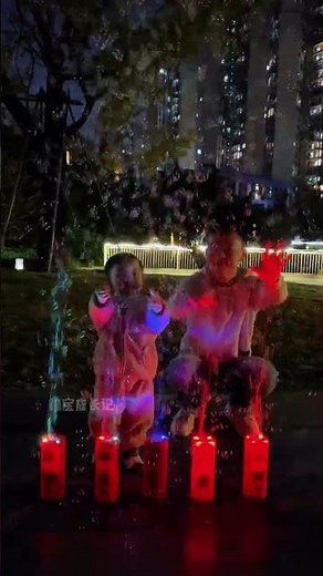 Let's play with this fireworks bubble machine together during Chinese New Year! #firework