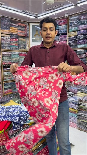 Pavithra Madhu on Instagram: "Mahalaxmi Cash & Carry 2nd Floor, Chickpet Bangalore Biggest Kurtis Manufacturer 面7702733028 Hurtis, Tops & Leggings Manufacturer"