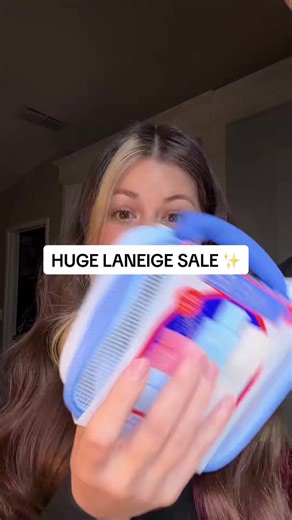 Discover the LANEIGE Hydration Skincare Bundle