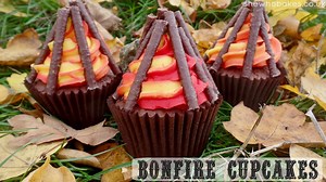 133K views · 520 reactions | Bonfire Cupcakes!  Love these!! Britt xo | She Who Bakes | Facebook