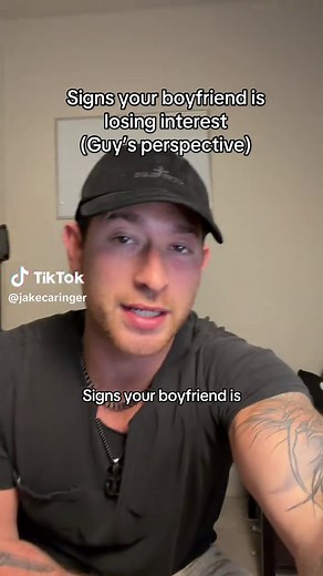 Signs Your Boyfriend Is Losing Interest: A Guy’s Perspective