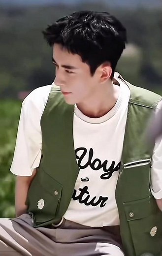 在夢裡給你打語音，聽到的是你的聲音#shorts #youtubestshorts #trending#于朦胧#viral#fyp#于朦朧#yumenglong#alanyu