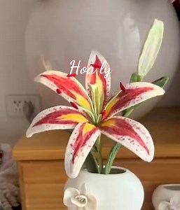 64K views · 825 reactions | Flowers DIY. How does it look☺️?#CreativeDIY #minicartoonDIY#Makingflower DIY #creative #DIY @followers #makingflower #diyhomedecor #diy #flowers | Creative DIY | Facebook
