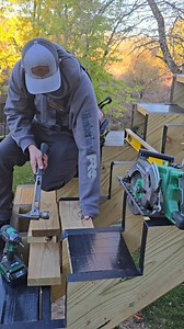 Step into the season with the @timberlandpro Montauk 6" Steel Toe Work Boot — keeping you comfortable and confident on the jobsite, all day, every day. Perfect for winter work and holiday hustle! 🎄👷‍♂️ #TimberlandPRO #Boots #Jobsite #HolidayReady #ad | Go Build Stuff