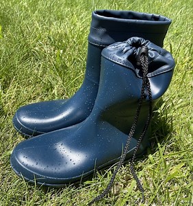 Asgard Rubber Rain Boot Review - An Affordable Zero Drop Wellie | Anya's Reviews
