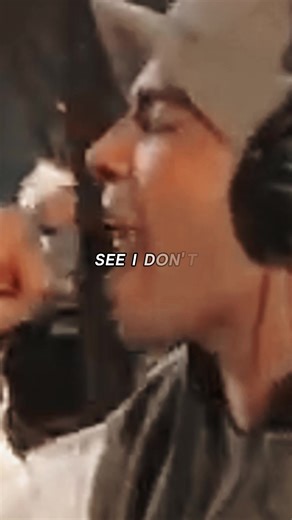 Nostalgic 90s and 2000s Music Throwback