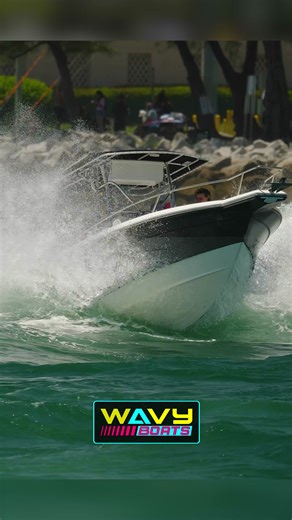 Either you hang on, or you end up on the deck at Haulover Inlet! Those are your options... ➡️ Follow Wavy Boats for more original boat action videos! The largest boat action network across all platforms! #wavyboats #hauloverinlet #hauloverboats #haulover #boats #bocainlet #boyntoninlet #miamiriver #jupiterinlet #roughinlets | BoatsvsHaulover