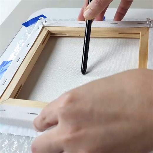 Bubble Wrap Dip Technique | Fluid Acrylic - All the paints used are a mixture of acrylic paint and water. 😎 | Designer Gemma77