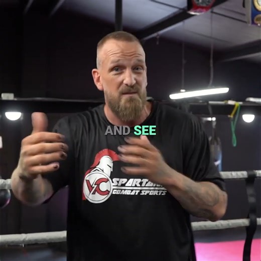 Most Beginners Get This Stance Wrong #Boxing