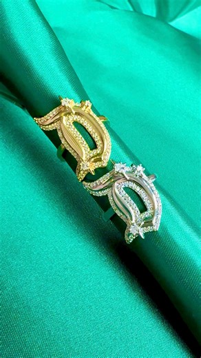 Diamond Dolls | D RINGS ARE BACK…WITH A BADDIE FRIEND ✨🤩👯‍♀️ The new D Necklace & D Rings will be available in BOTH Silver & Gold 🩶💛 Rings will be... | Instagram