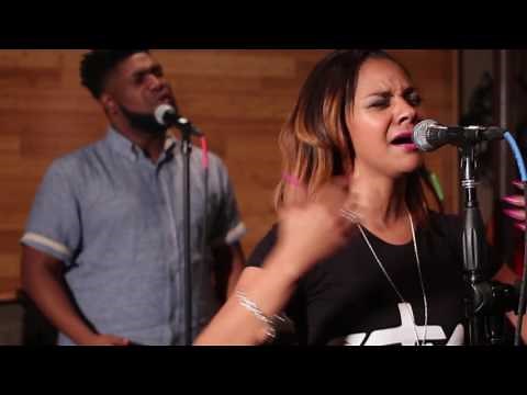 Isabel Davis | THE CALL (Live)