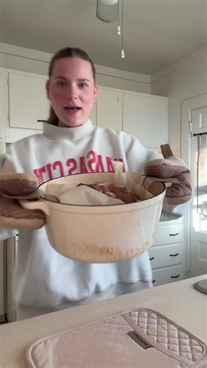 Cinnamon Sugar Loaf: A Baking Hack to Try!