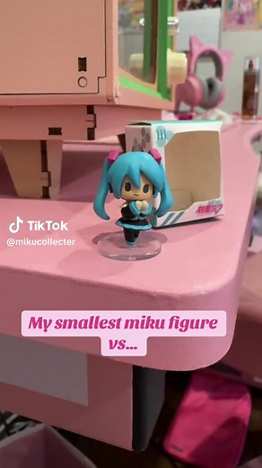 Adorable Mini Hatsune Miku Figure Collection