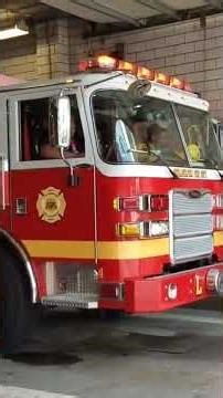 Philadelphia Fire Department Ladder 9 Responding 9-13-24