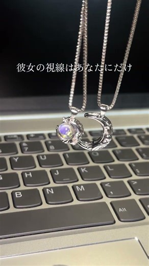 Necklaces that stick together when you get close #popular #accessories #jewelry #gift #necklace #...