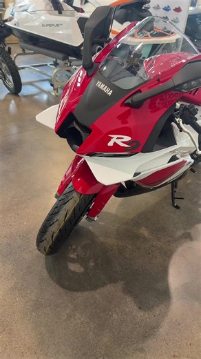 Yamaha R9: Supersport Motorcycle with Unmatched Power