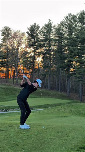 Golden Hour Golf Sunset Relaxation