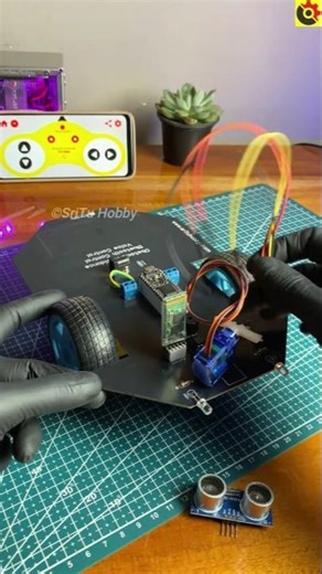 Disassembling the Arduino Nano R4 Smart Car #arduino @sritu_hobby