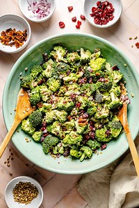 The Best Homemade Broccoli Salad