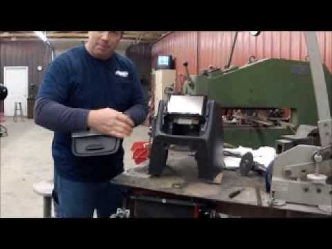 How to install a touchscreen radio in a 2000 chevy truck