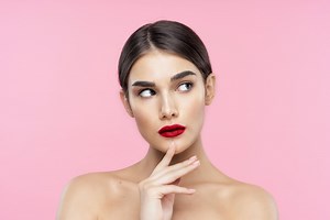 Micropigmentación, ‘microblading’ y ‘microshading’ de cejas