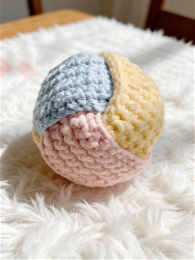 Crochet Three Tone Ball Pattern PDF Baby Sensory Toy Amigurumi Ball Multicolor Soft Plush Ball Montessori Educational Toy - Etsy