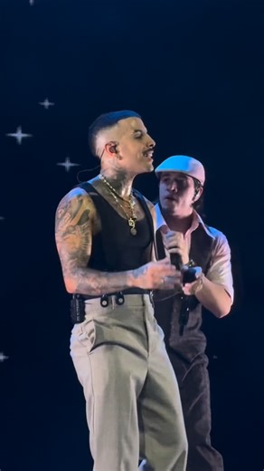 RAÚL ALEJANDRO 🇵🇷 on Instagram: "Amar de nuevo✨"