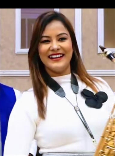 Sara Ali Khan's Hindi Song Dance