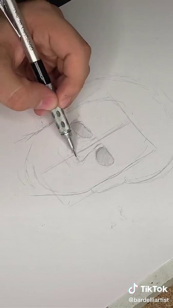 Dibujando a Leatherface: Arte y Creatividad Halloween