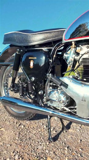 💷 A legend beautifully restored! Win this 1962 BSA Rocket Gold Star Clubman Spec with £500 cash! Draw this Sunday at 10PM - don’t miss your chance! Enter now at theclassiccompetitioncompany.com | Classic Motorcycle Community