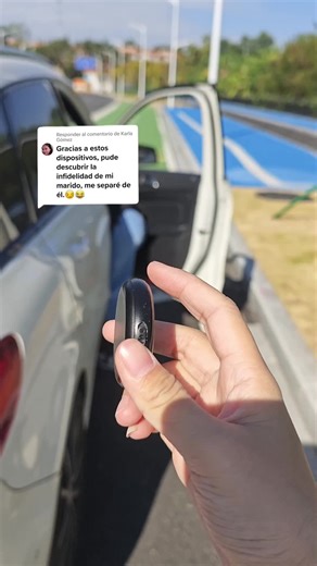 Smart Voice Recorder for Discreet Use