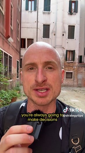 Julian Cole | Strategy Trainer on TikTok