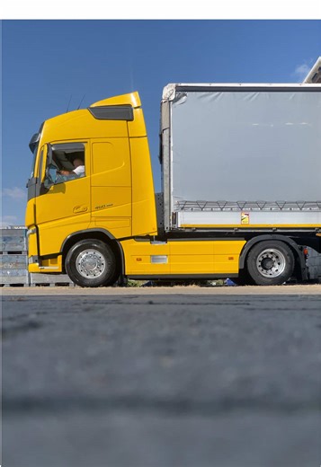 Volvo Trucks: Reliable Service for Your Yellow Truck