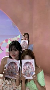 115K views · 10K reactions | TWICE 10th Mini Album <Taste of Love> ❤ You can buy physical album now  @Target Exclusive Ver. https://bit.ly/3zlSFAQ Taste Ver. https://bit.ly/3xhG93c Fallen Ver. https://bit.ly/3xg5niI In Love Ver. https://bit.ly/2SuZEXn #TWICE #트와이스 #taste_of_love | TWICE | Facebook