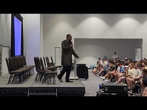 Dr. Lenny Moore Powerful Performance at Miami Beach Convention Center