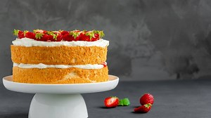 White Cake Filling Ideas: Dive into the World of Frosting Fantasies - Cake Decorist