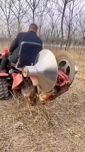 Versatile Crawler Tractor for Dryland and Paddy Fields