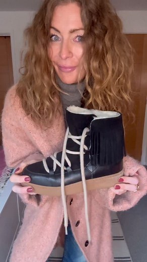 26K views · 119 reactions | STEAL VS SPREE.. the winter snow boot. I...