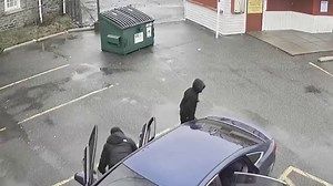 Mass shooting at Philadelphia bus stop wounds 8 teens, 1 critically