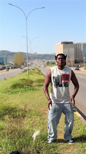itskokopee (@itskokopee)’s videos with Slim Girls (feat. DJ Big N) - Koko Pee